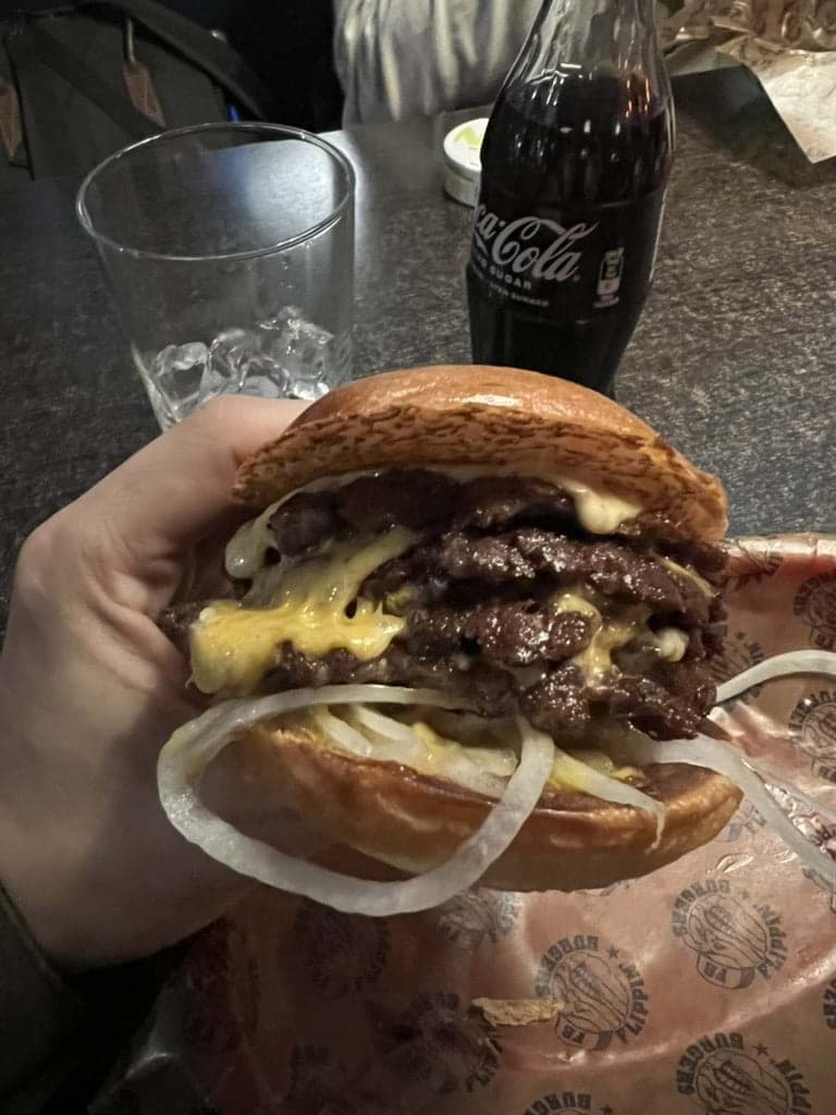 Flippin' Burgers